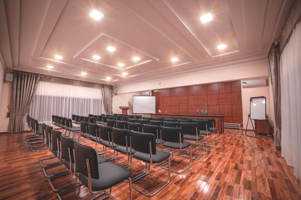 Asmald Palace Hotel Kokand Ngoại thất bức ảnh
