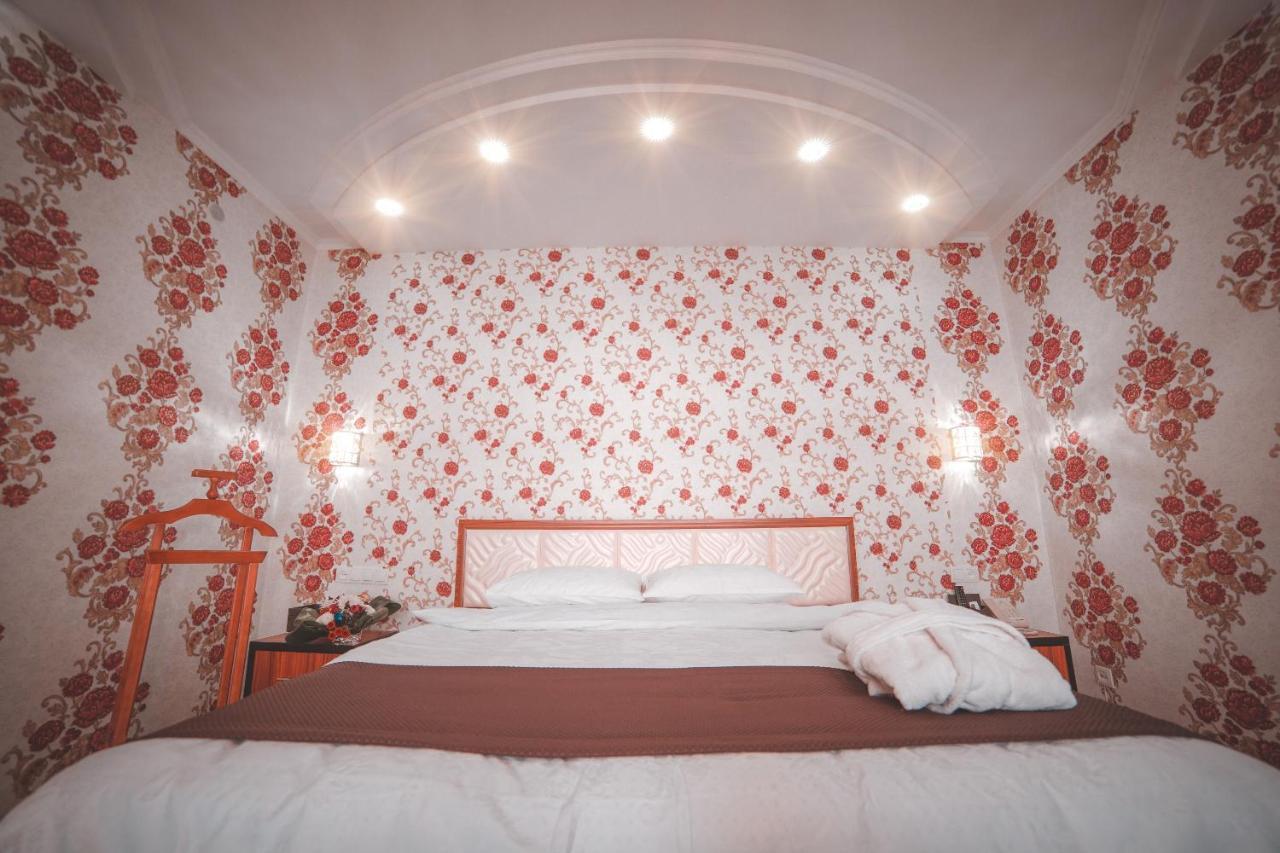 Asmald Palace Hotel Kokand Ngoại thất bức ảnh