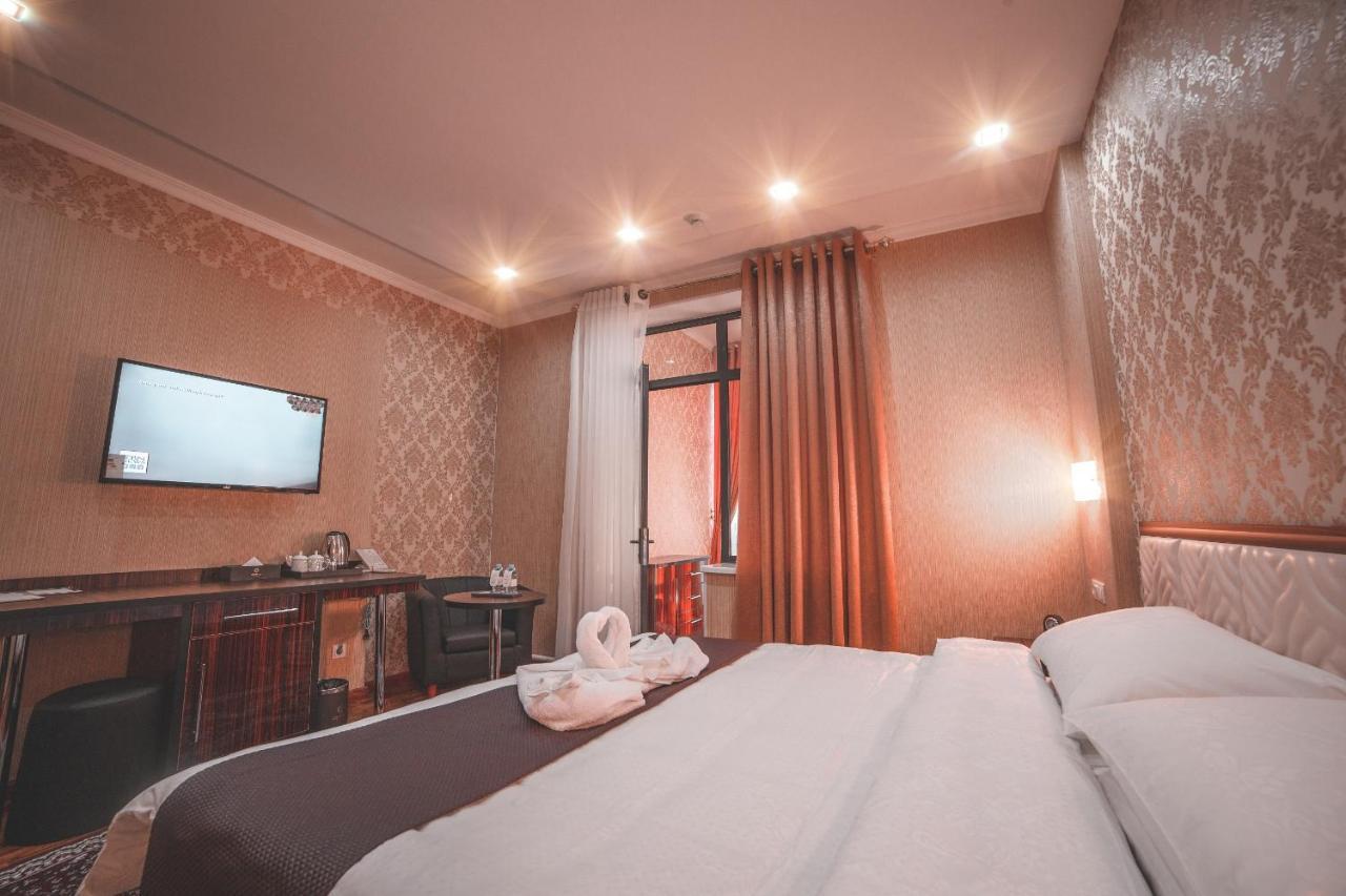 Asmald Palace Hotel Kokand Ngoại thất bức ảnh